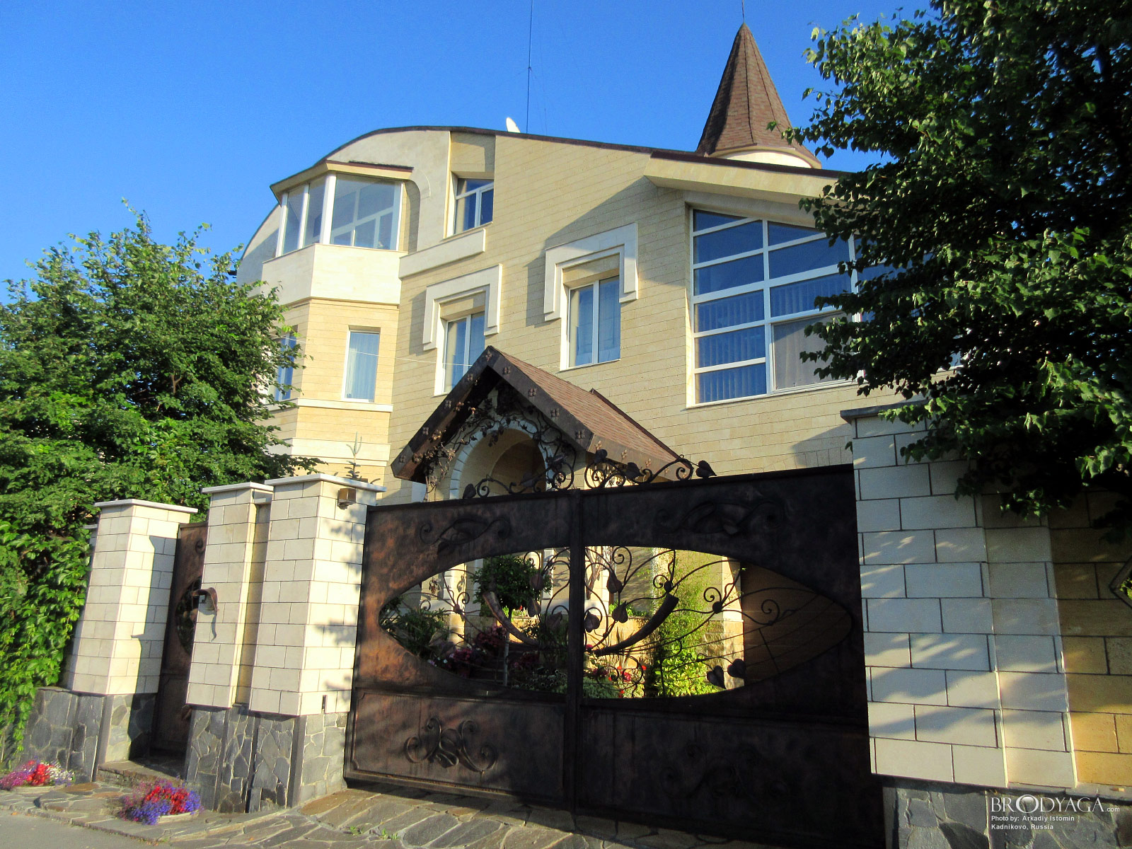 Kadnikovo (Кадниково)